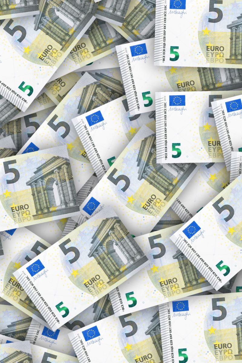 5 Euro 22
