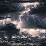 Lightning-in-the-Nightime-Sky.jpg