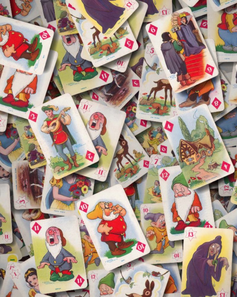 Snow White Playing Cards 23