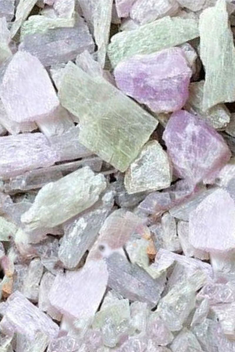 Spodumene 22