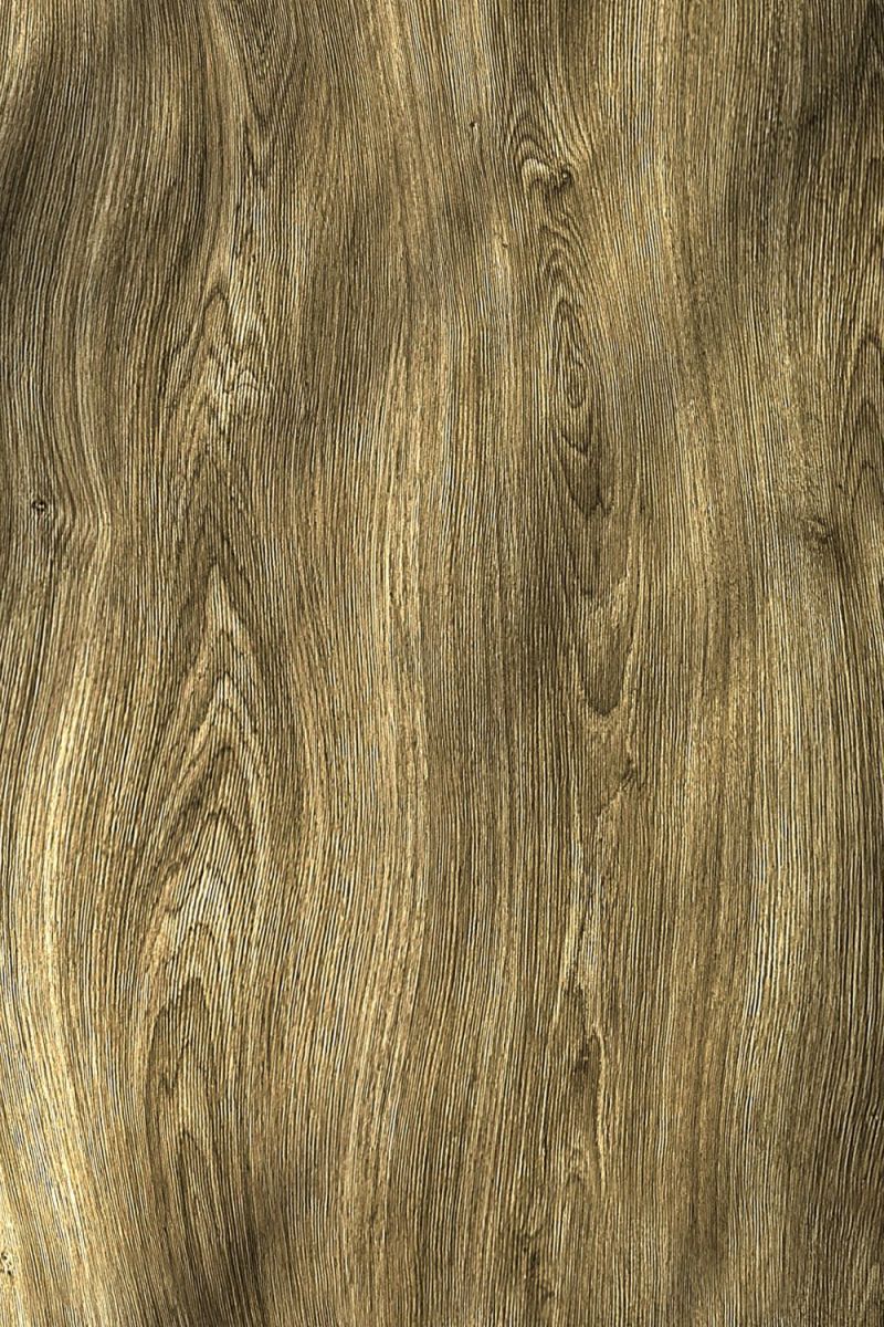 Sunlit Wavy Oak