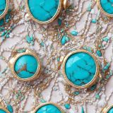Shabby-Chic-Turquoise-and-Gold-Chains-42